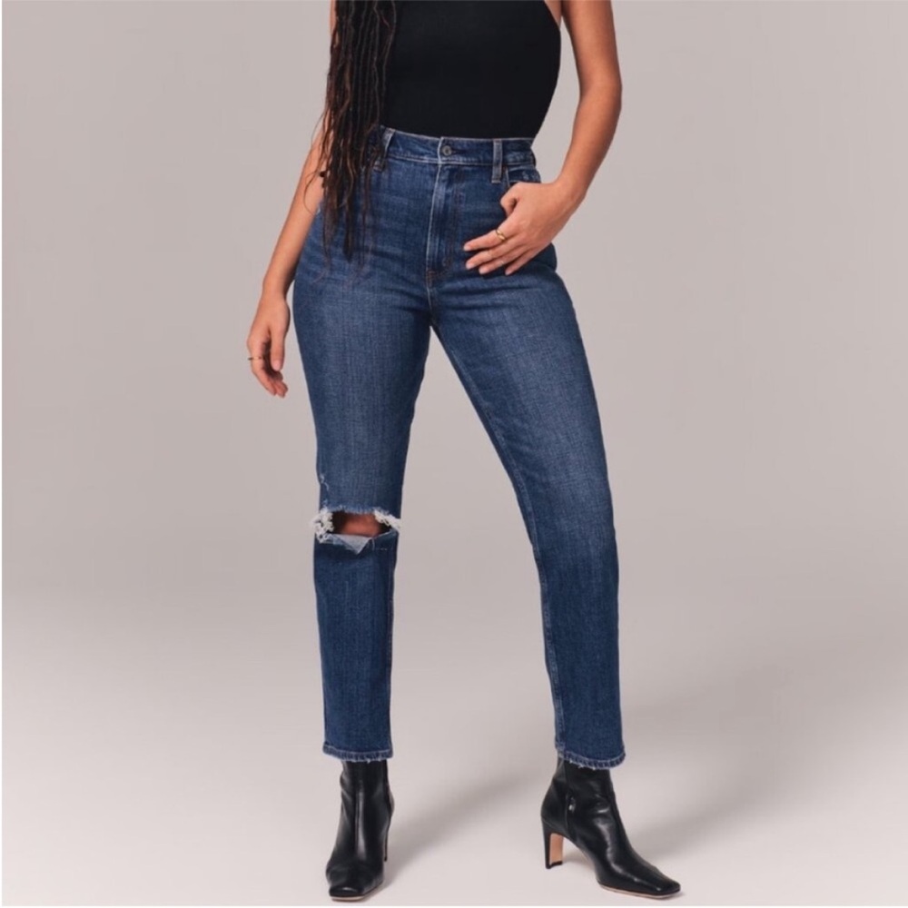 NWT Abercrombie & Fitch Curve Love Ankle Straight Jeans 35 Long